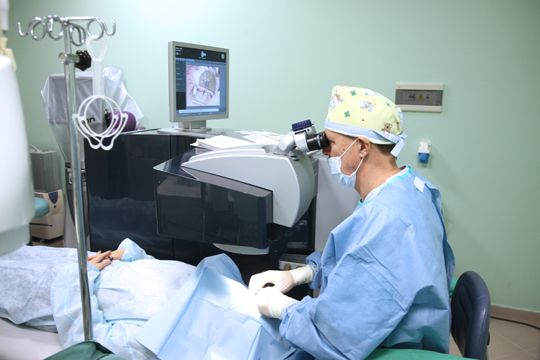 Клиника Коновалова как известный центр лазерной коррекции зрения в Москве