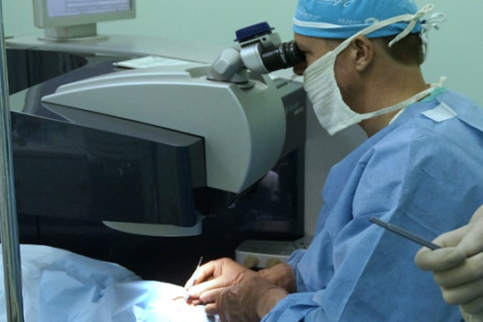 Преимущества нашей клиники лазерной коррекции зрения