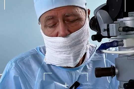 Коррекция близорукости высокой степени - имплантация факичной ИОЛ