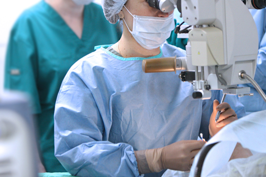 Хирургия катаракты со скидкой до 10%