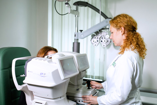 Обязательна ли операция при глаукоме?