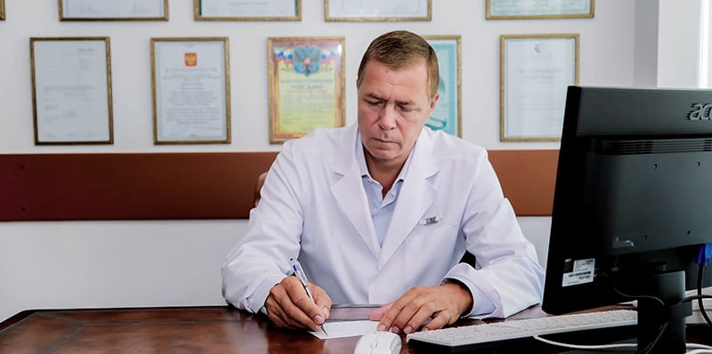 Успешность лечения астигматизма во многом зависит от понимания и поддержки родителей.