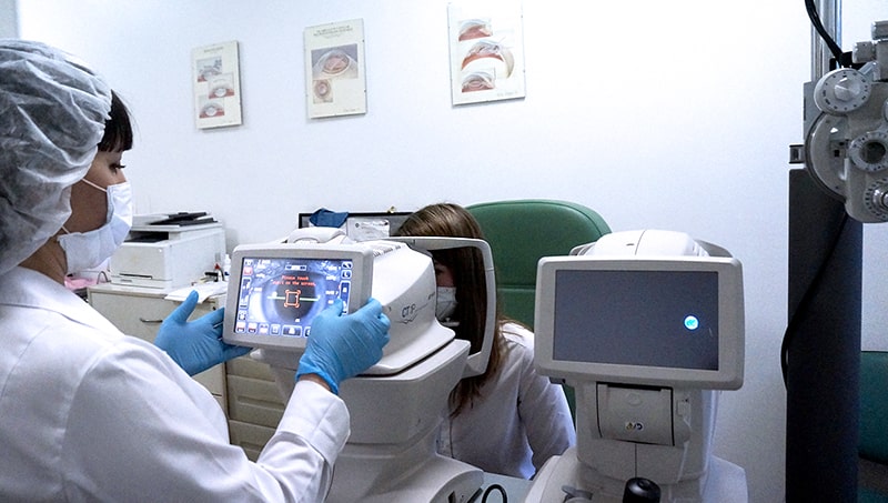 Многопрофильные офтальмологические клиники располагают полным спектром диагностического оборудования для точного определения параметров глаза. Многопрофильные офтальмологические клиники располагают полным спектром диагностического оборудования для точного определения параметров глаза.