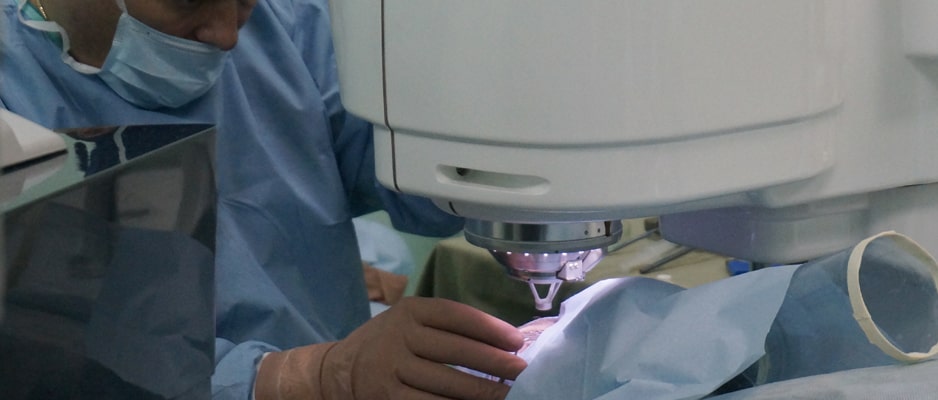 Сегодня операция Lasik считается самым щадящим и эффективным методом коррекции зрения lasik_operaciya_cena.jpg