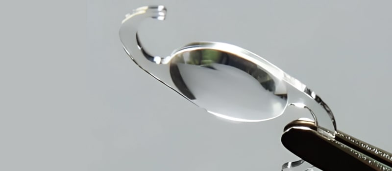 когда пациент желает не пользоваться после операции очками для дали или близи, возможно рассмотреть вариант имплантации мультифокальных ИОЛ когда пациент желает не пользоваться после операции очками для дали или близи, возможно рассмотреть вариант имплантации мультифокальных ИОЛ