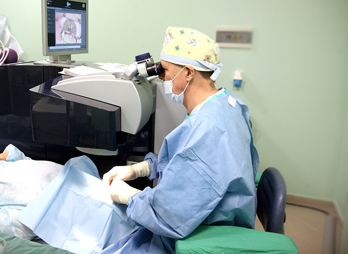 операция супер Ласик в центре Коновалова супер Ласик является самой точной технологией лазерной коррекции зрения