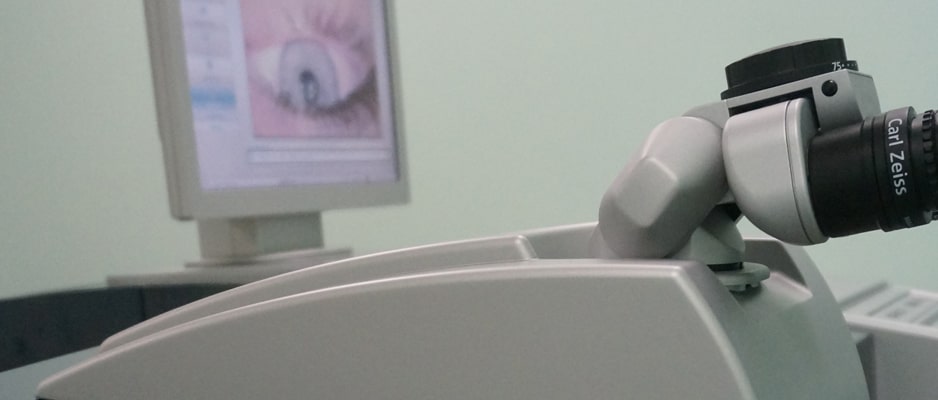 в последние год-два лазерная коррекция зрения стала как никогда более доступной. lazernaya_korrekciya_stoimost.jpg