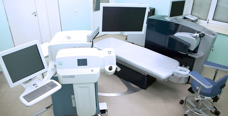 Фемтосекундный лазер