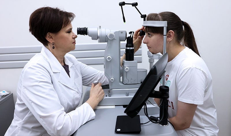 проверка зрения