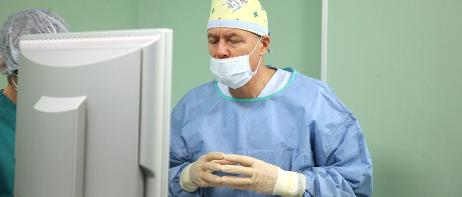 Для коррекции дальнозоркости существуют, как традиционные способы в виде очков или контактных линз, так и применяются хирургические операции korrekciya_dalnozorkosti.jpg