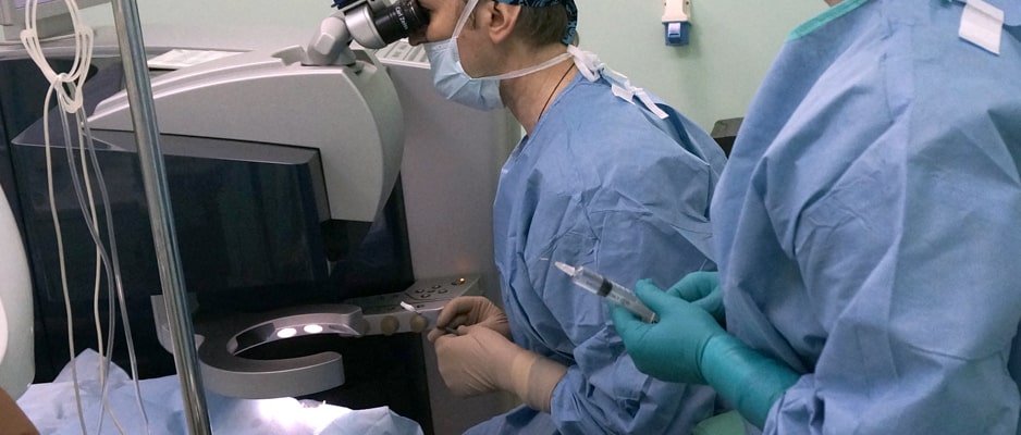 риски осложнений после ЛАСИК достаточно невелики, тем более, что данная технология непрерывно совершенствуется. oslojneniya_posle_lasik.jpg